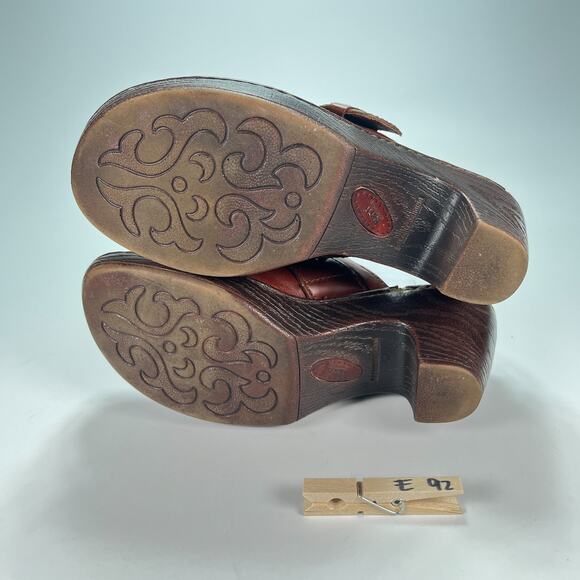 Born Brown Leather Comfort Slip On Chunky Stacked Heel Clog B40826 Womens Size 7 - Picture 11 of 11